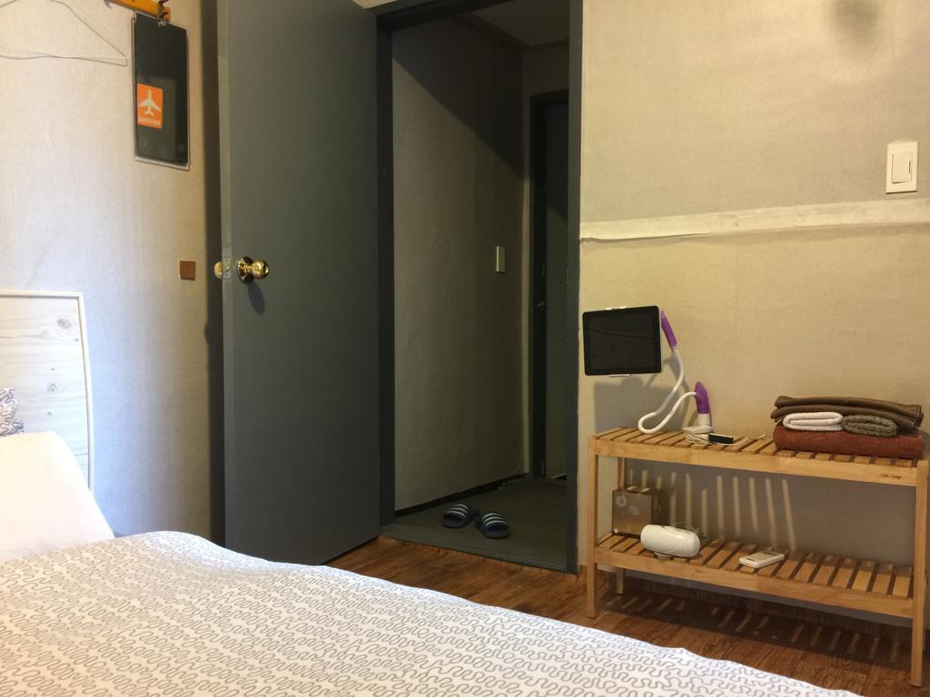 Backpackers In Jeju City Center Eksteriør bilde