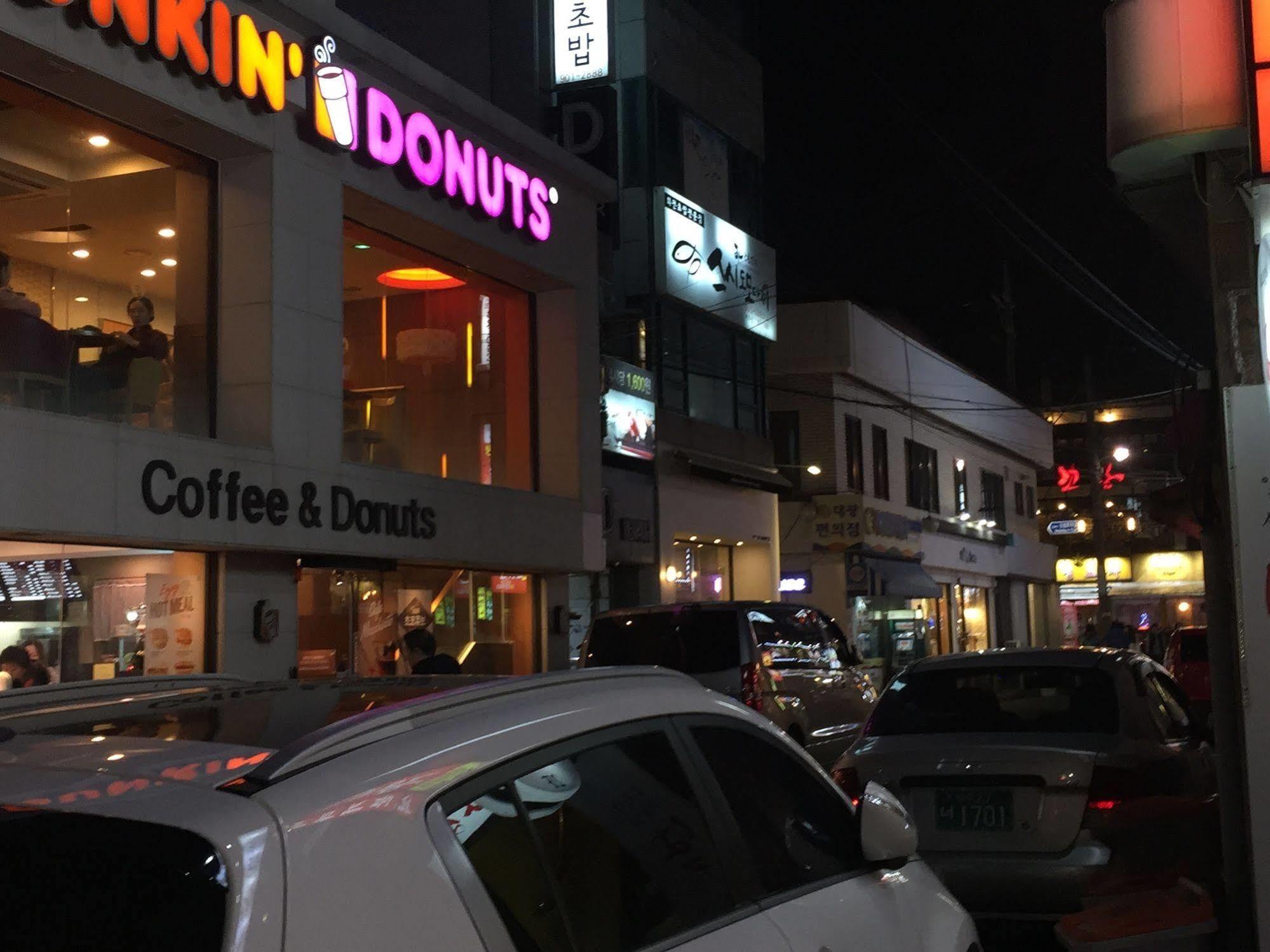Backpackers In Jeju City Center Eksteriør bilde