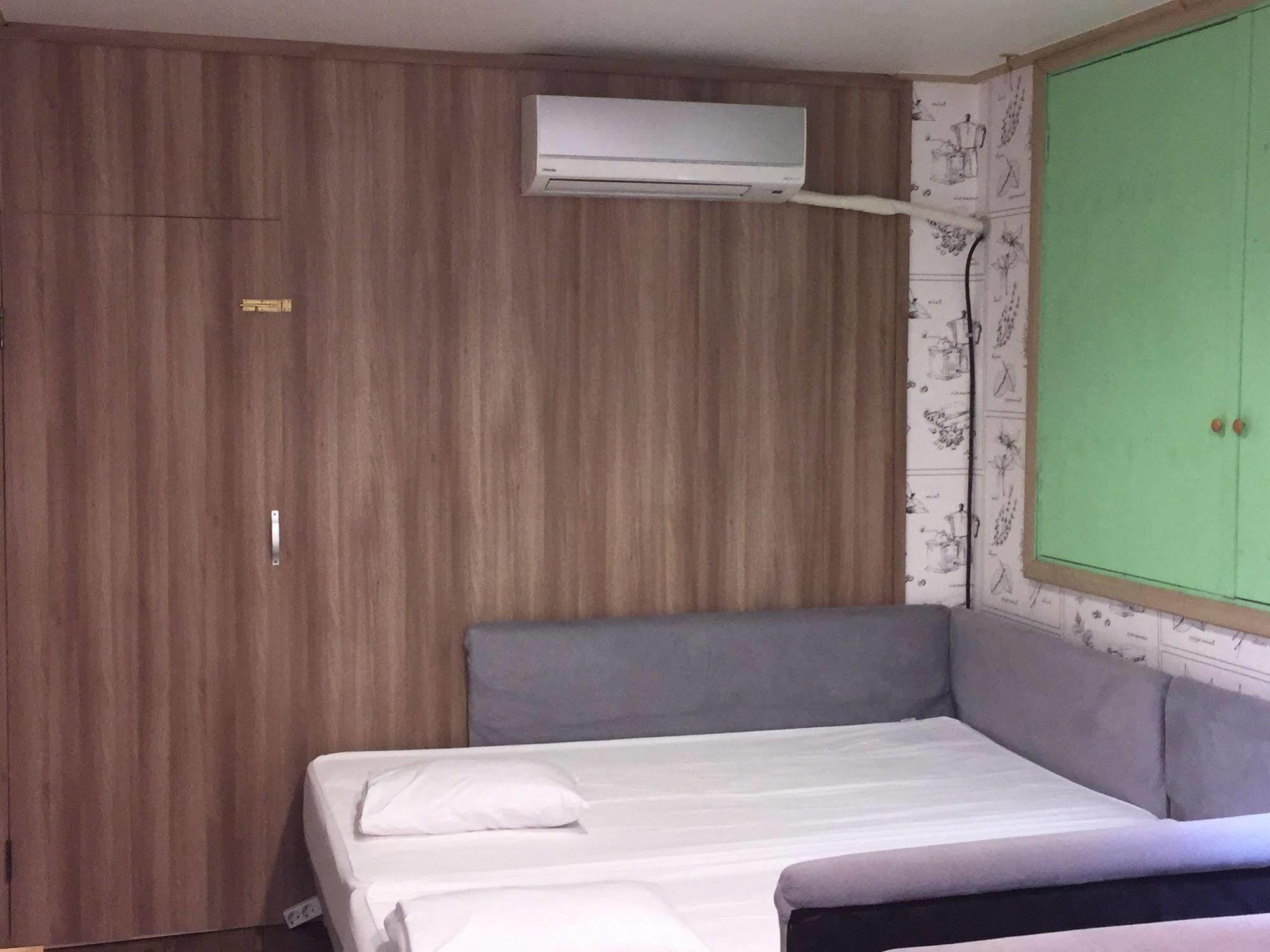 Backpackers In Jeju City Center Eksteriør bilde