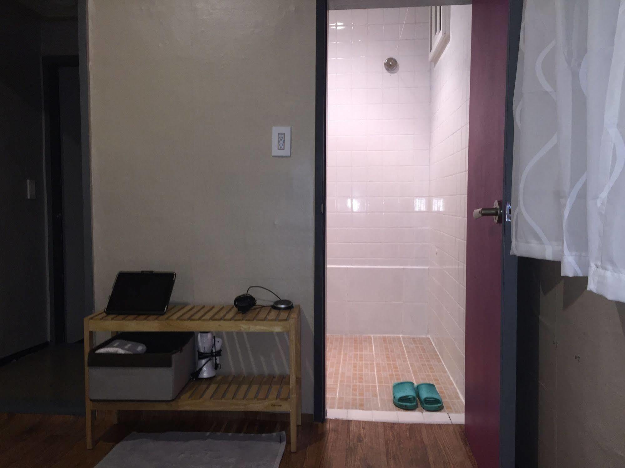 Backpackers In Jeju City Center Eksteriør bilde