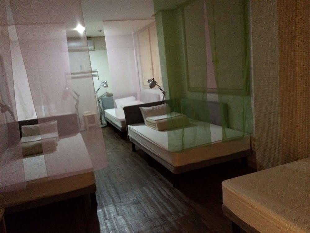 Backpackers In Jeju City Center Eksteriør bilde